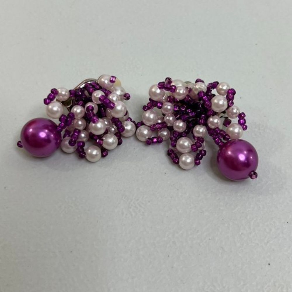 Vintage Clip On Earrings Beaded Purple Faux Pearl White Cluster Dangle Drop  Use